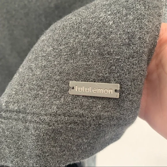 Lululemon heather gray cocoon wrap button jacket 6 - Picture 6 of 6